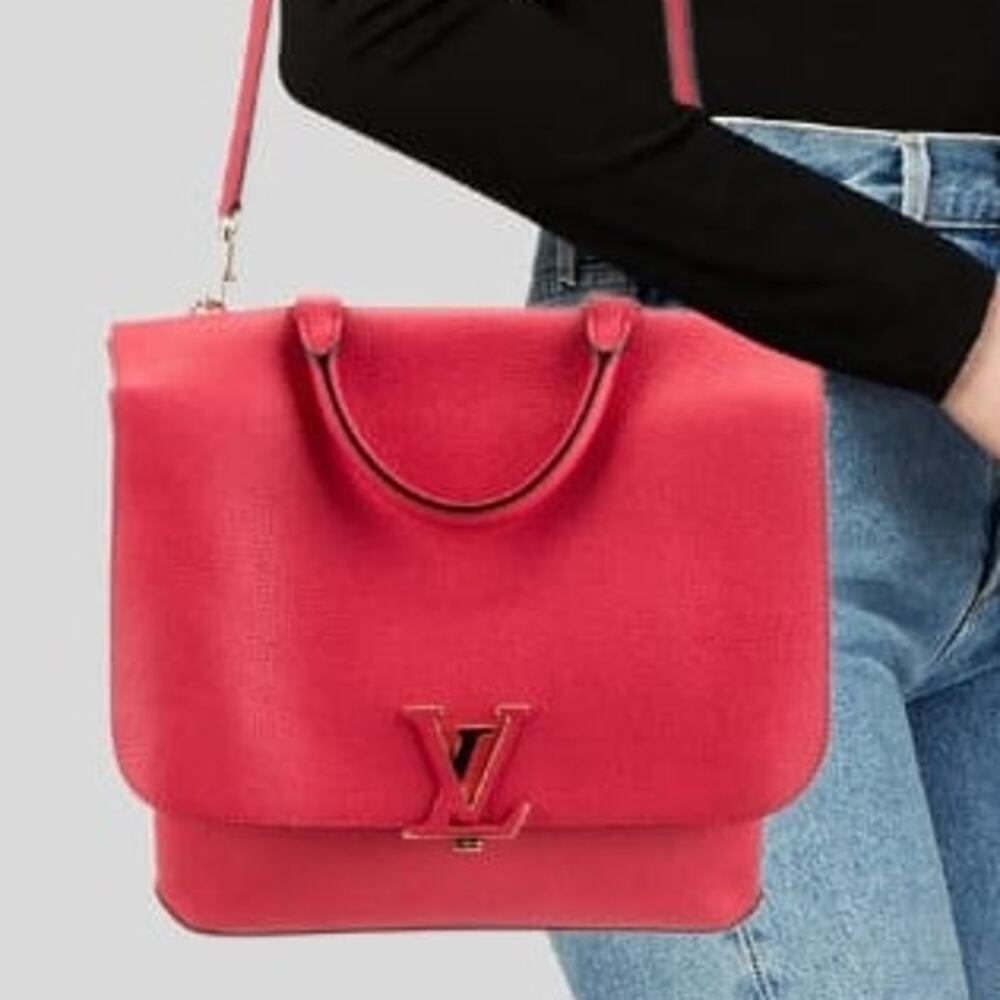 💎✨BEAUTIFUL✨💎Authentic Louis Vuitton Volta Taurillon Shoulder Bag 2-Way